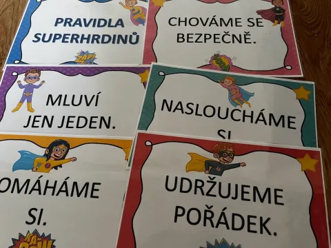 Materiál Superhrdinové - pravidla třídy použitý ve třídě